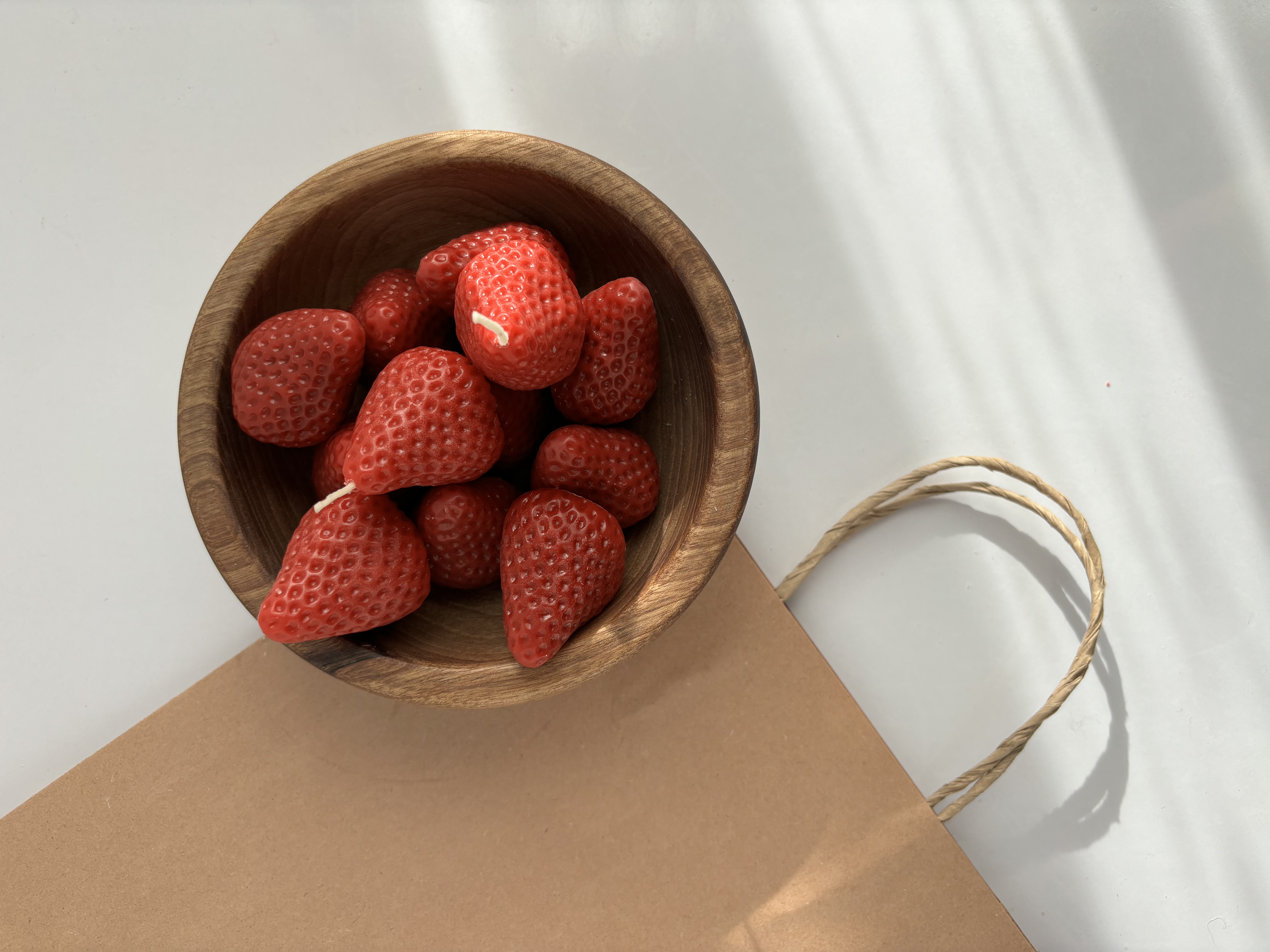شمع توت فرنگی (۲۴ عددی)